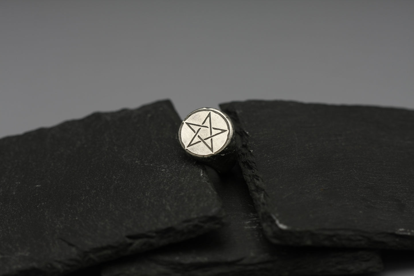 Pentagram sterling silver round signet ring