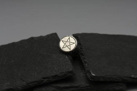 Pentagram sterling silver round signet ring
