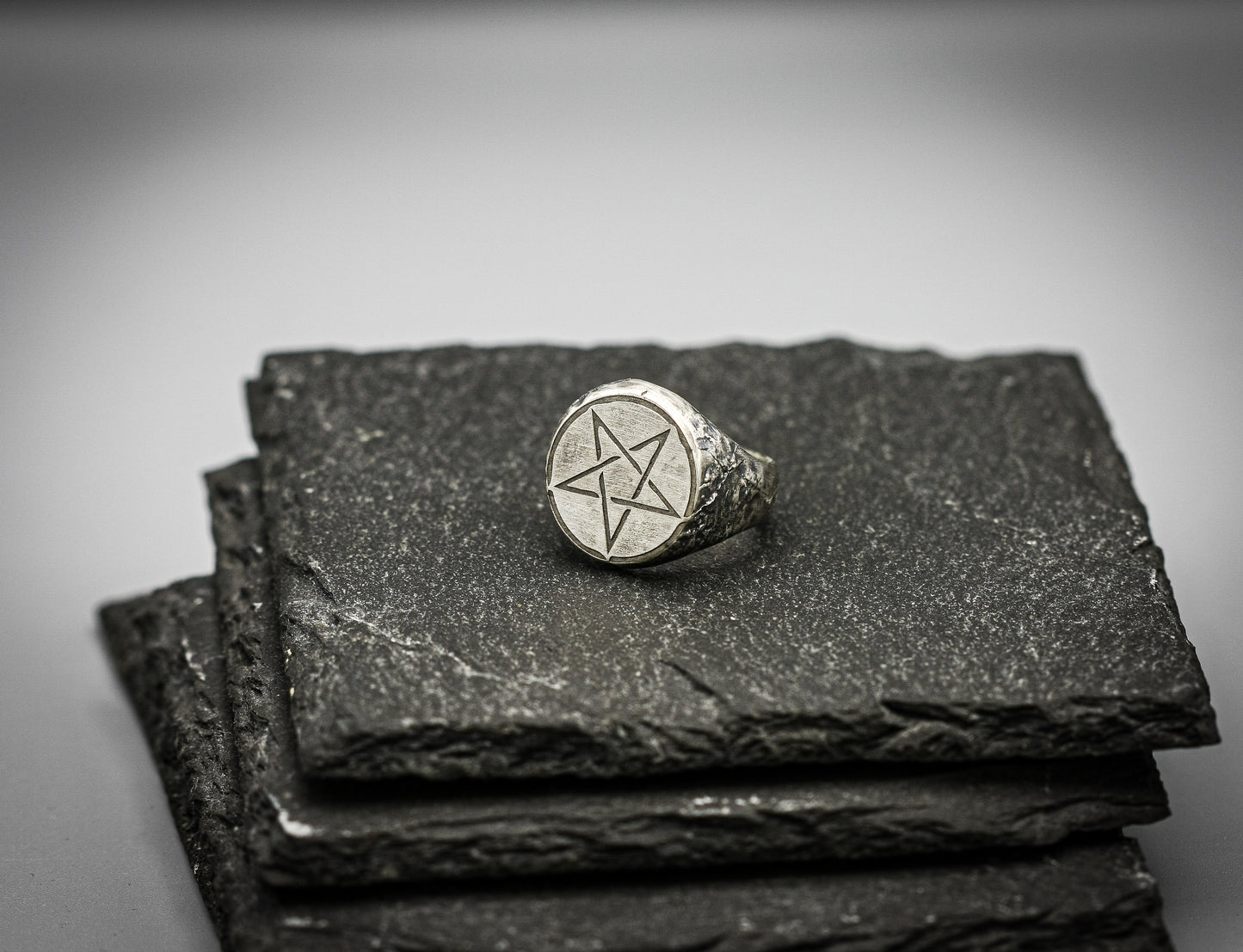 Pentagram sterling silver round signet ring