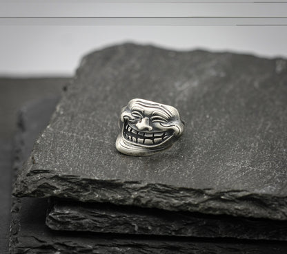 Sterling Silver Trollface Meme Ring – Funny Internet Culture Jewellery, Gamer Gift, Meme Lover Accessory