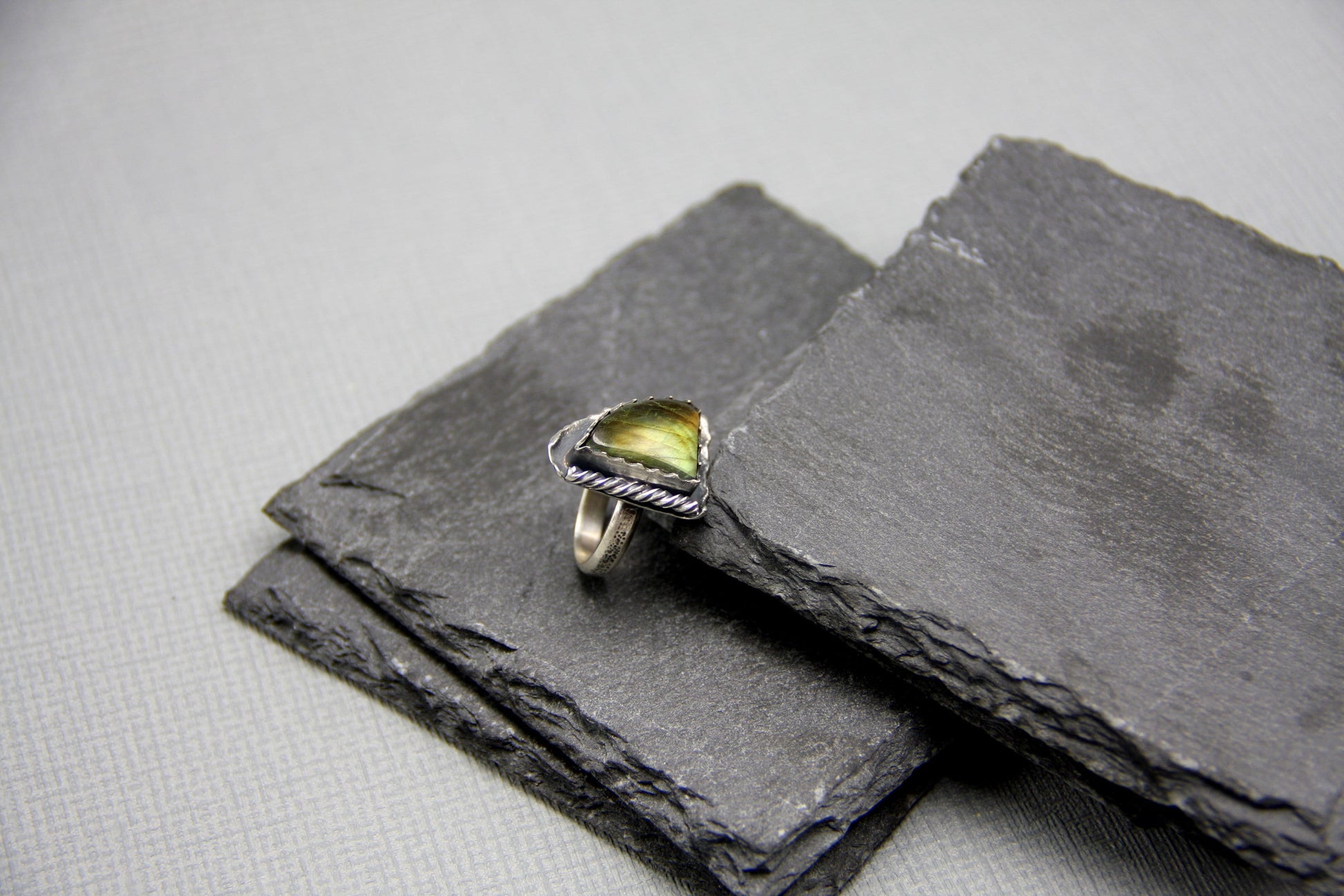 Silver statement ring, labradorite ring, women ring