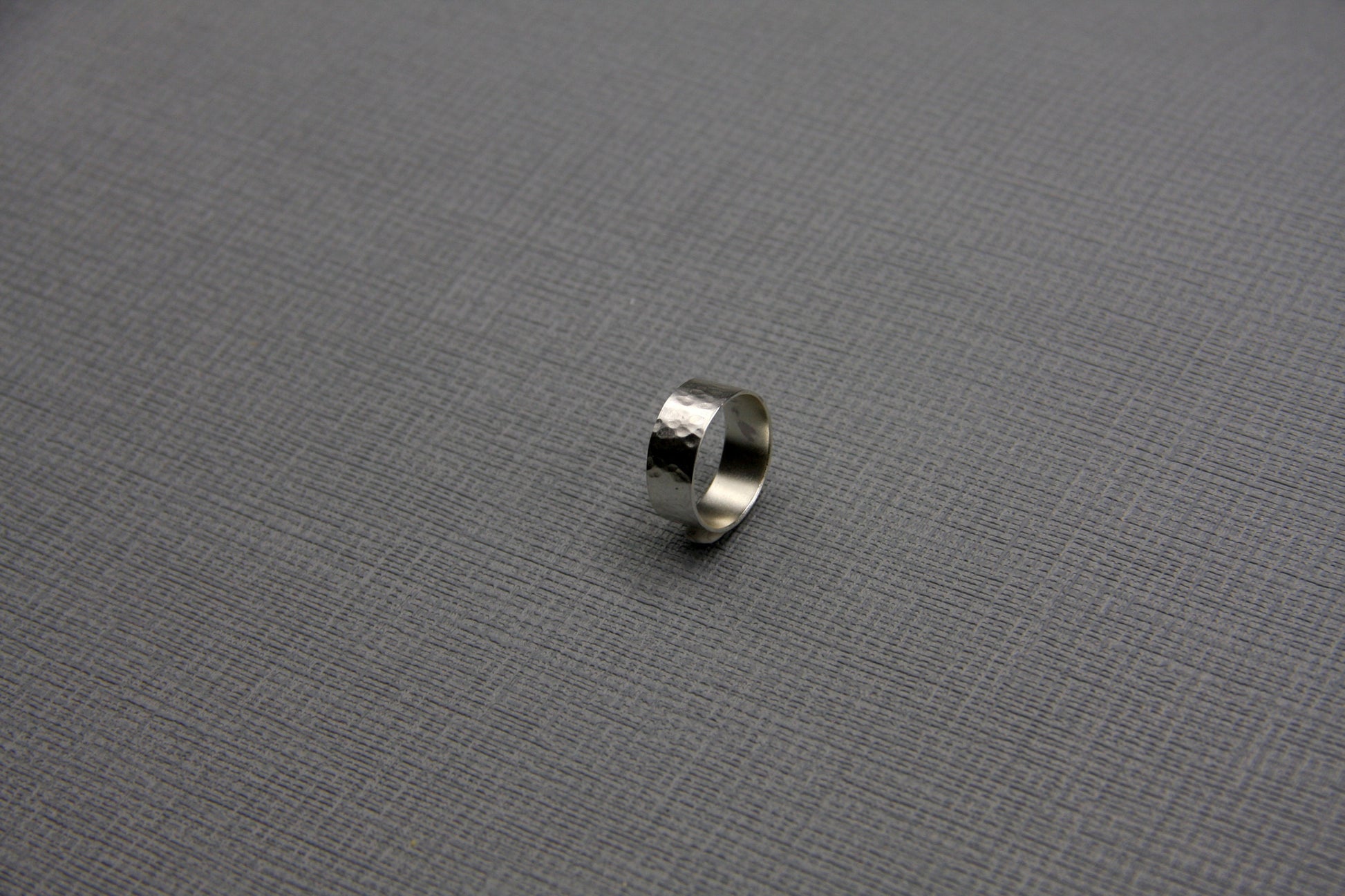 Wide minimalist ring, silver men ring, hammered band