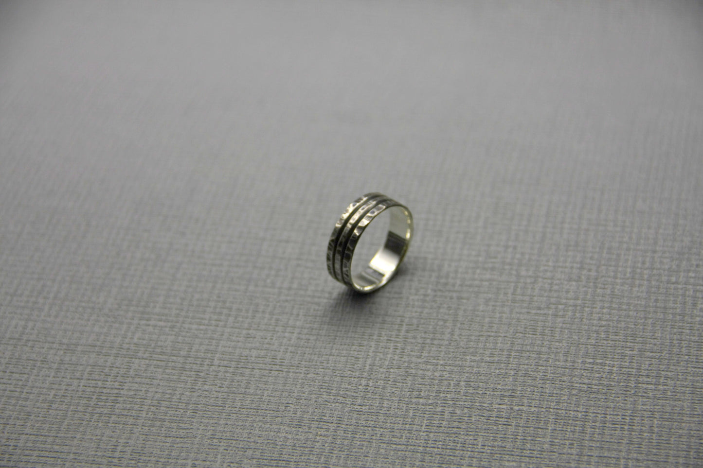 Hammered silver ring, oxidised band for men, patterned ring