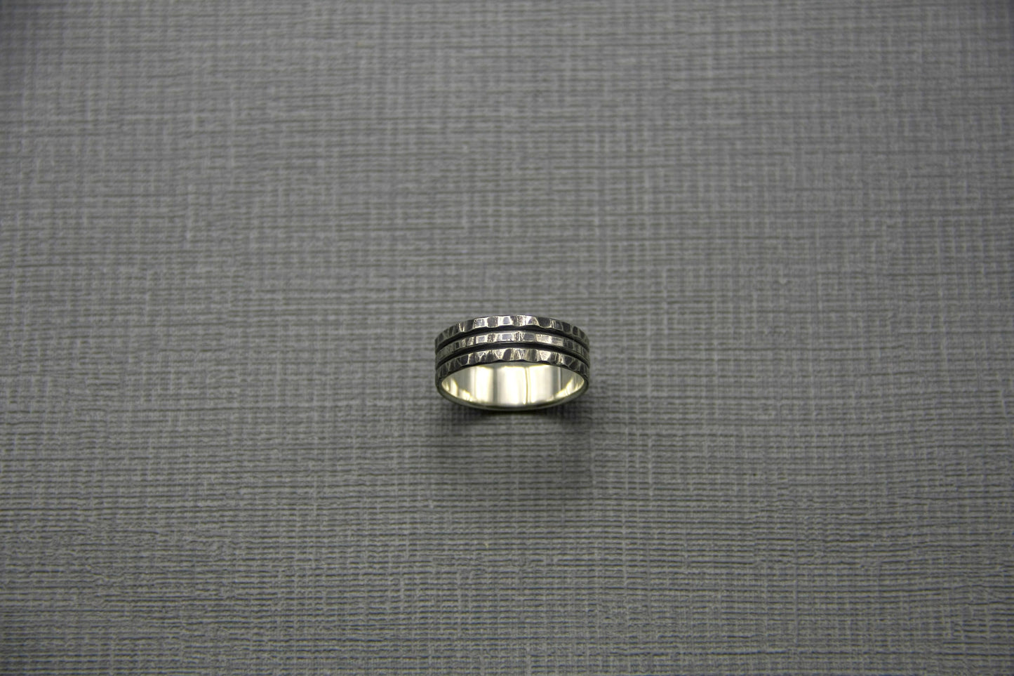 Hammered silver ring, oxidised band for men, patterned ring