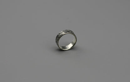 Hammered men ring, circle patterned ring, oxidised wedding ring