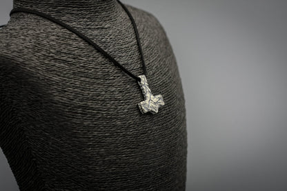 Thor hammer pendant, viking necklace, silver Mjolnir pendant