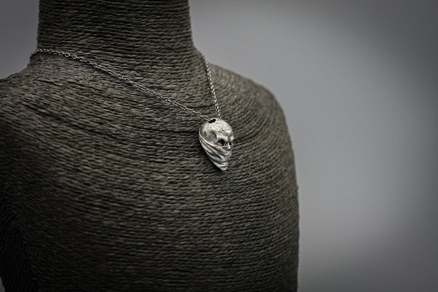 Sterling silver bikers skull pendant, gangster skull necklace