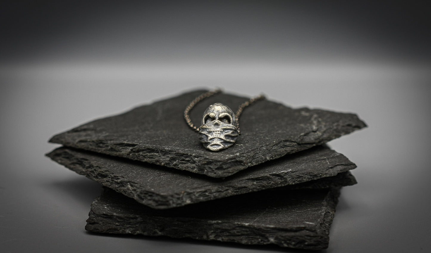 Sterling silver bikers skull pendant, gangster skull necklace