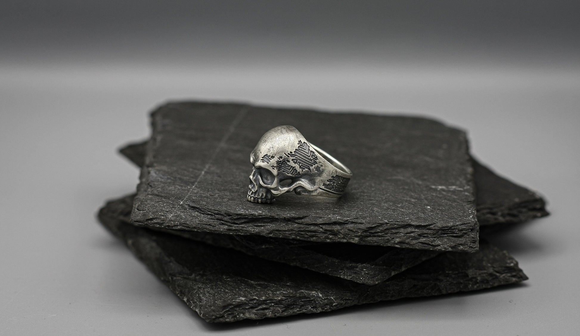 Cyborg skull ring, rocker bicker silver band