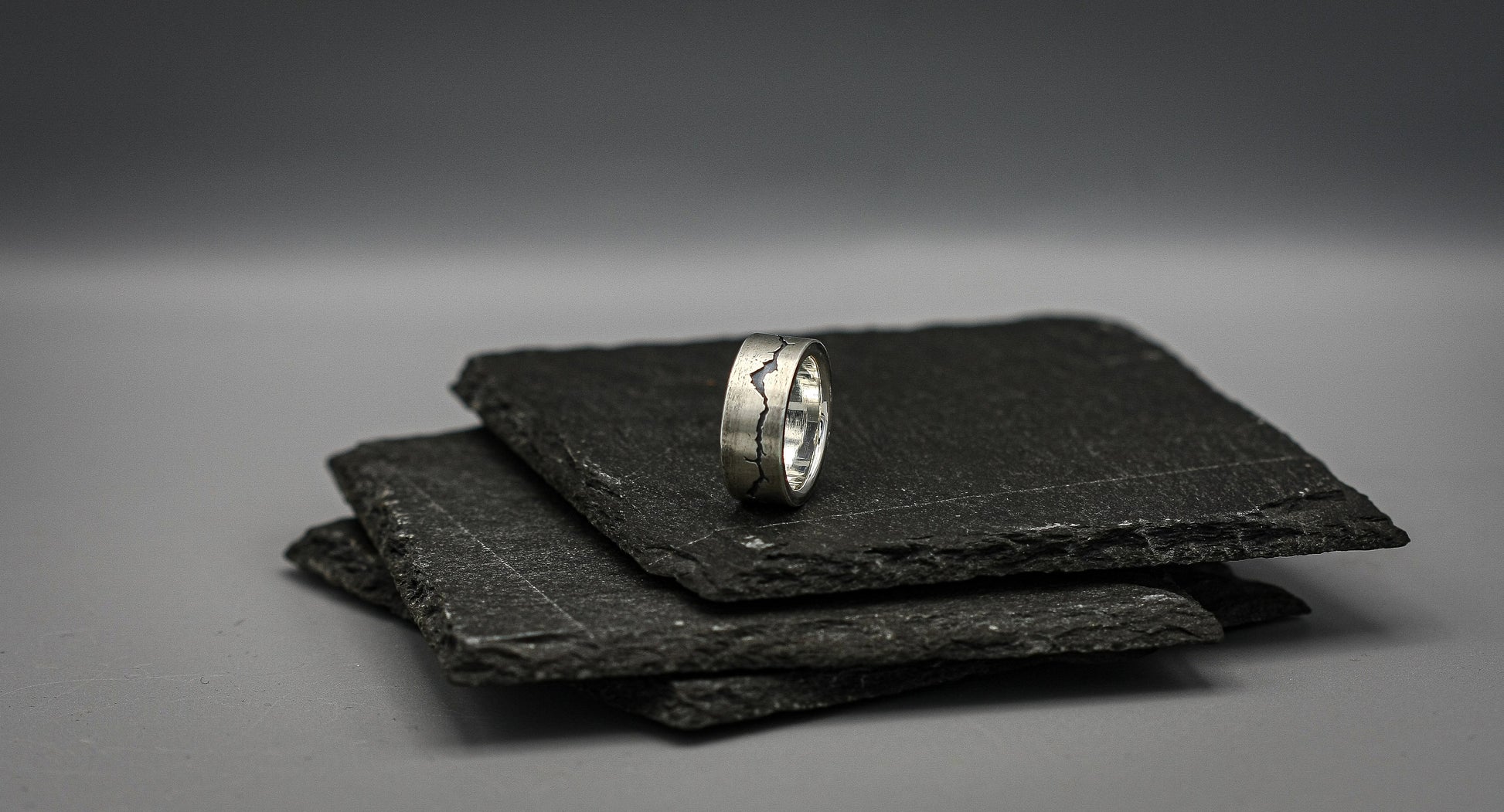 Silver crack ring, men ring band, cleft ring, brutalist ring