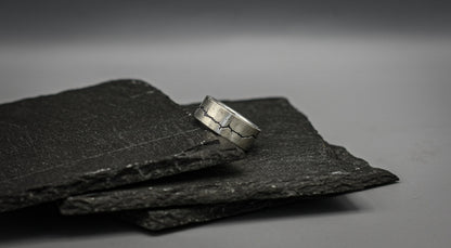 Silver crack ring, men ring band, cleft ring, brutalist ring