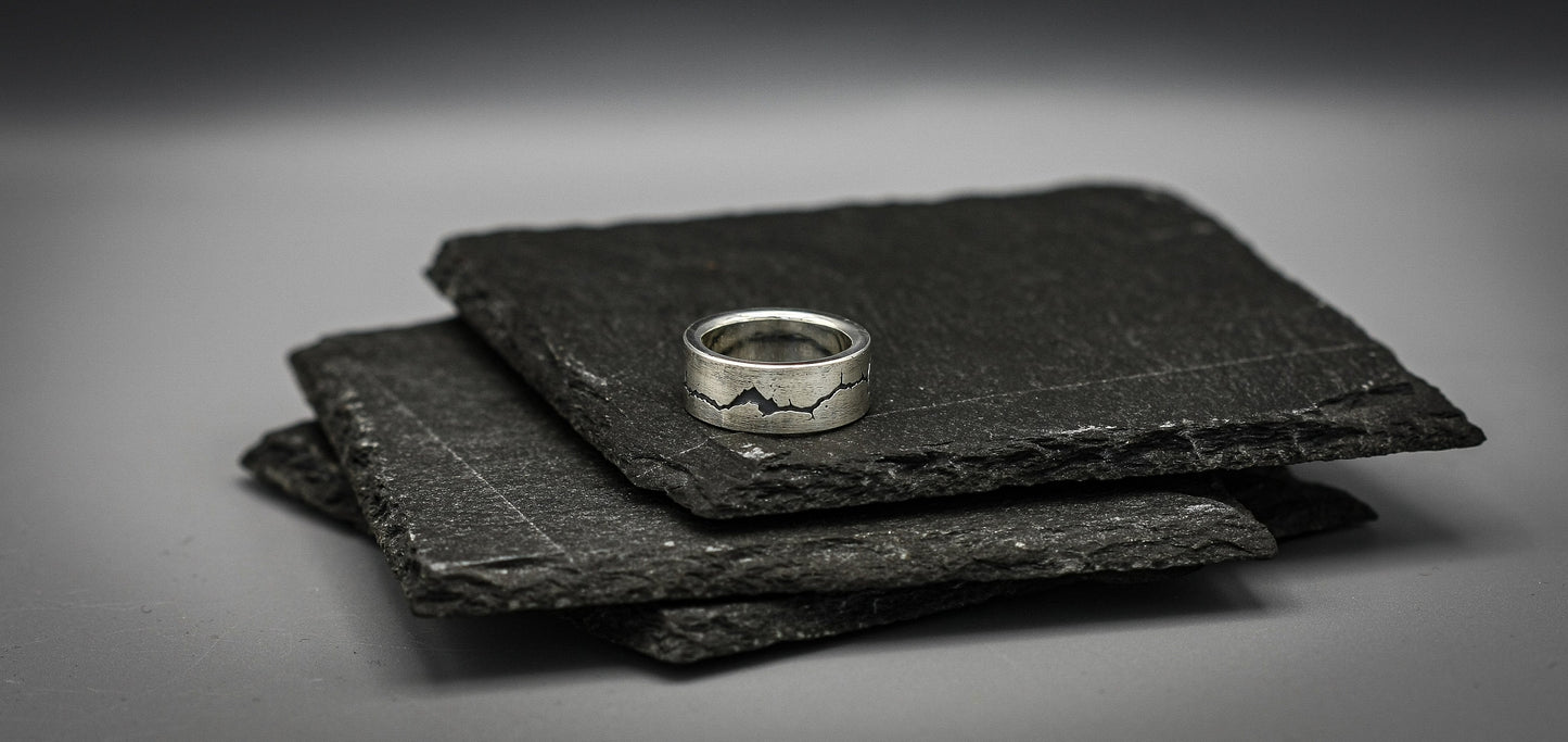 Silver crack ring, men ring band, cleft ring, brutalist ring