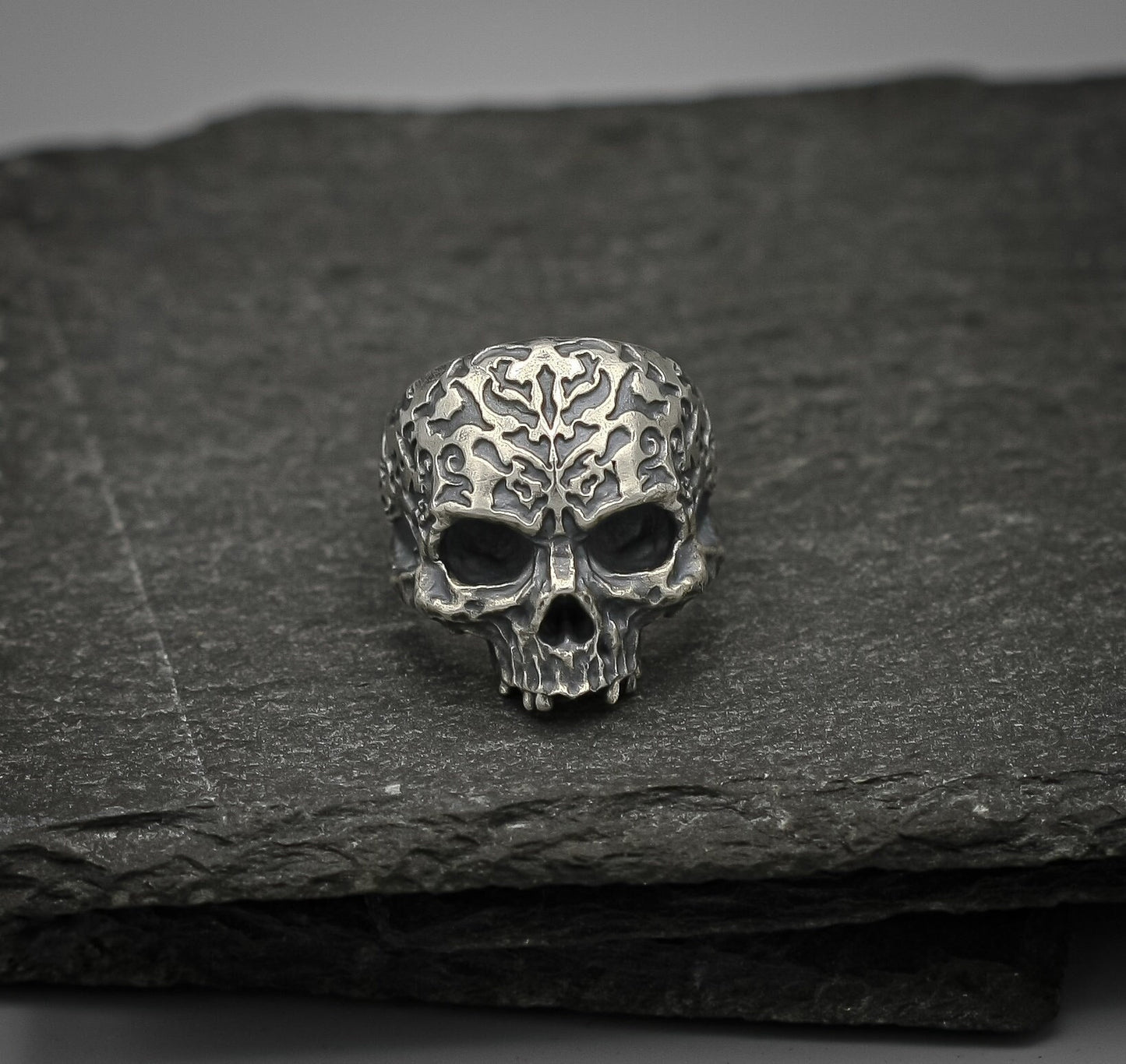 Patterned Brutalist Skull ring, Sterling silver scratched band