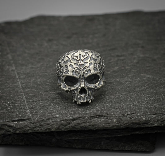 Patterned Brutalist Skull ring, Sterling silver scratched band