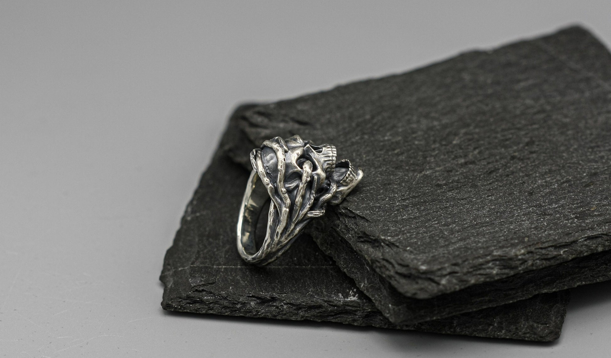 Silver Skull ring, Screaming skull band