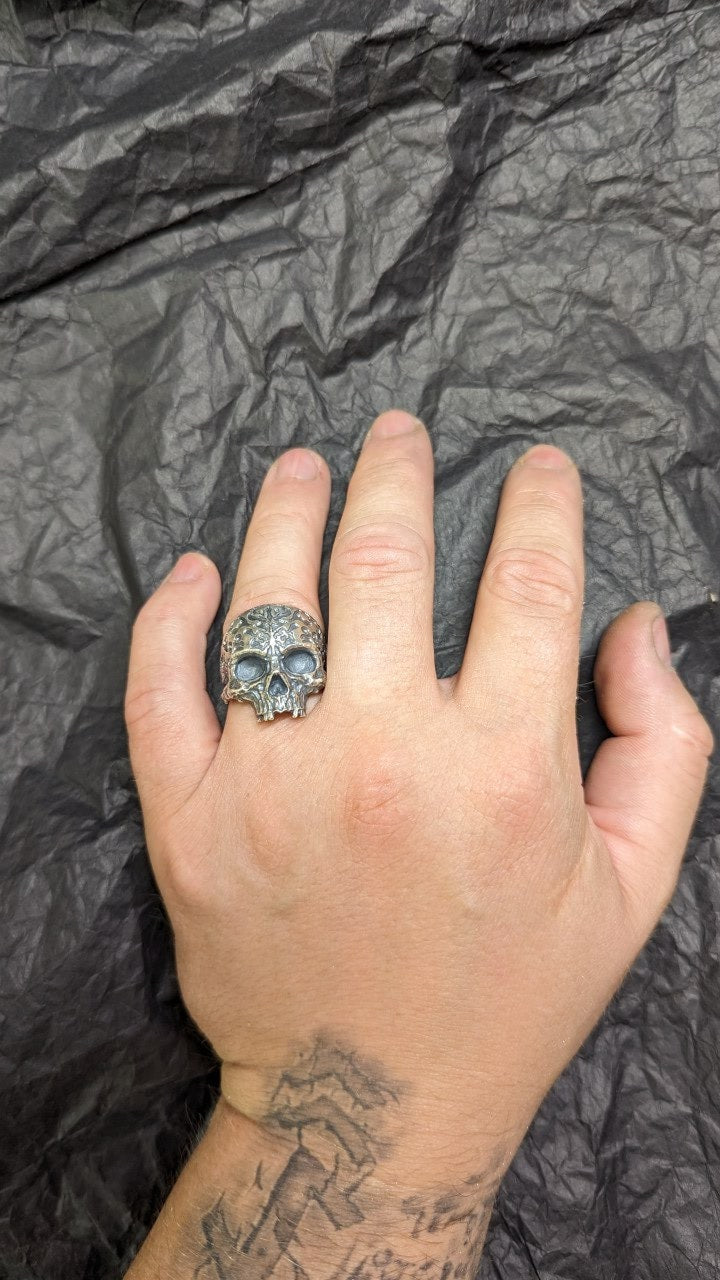 Patterned Brutalist Skull ring, Sterling silver scratched band