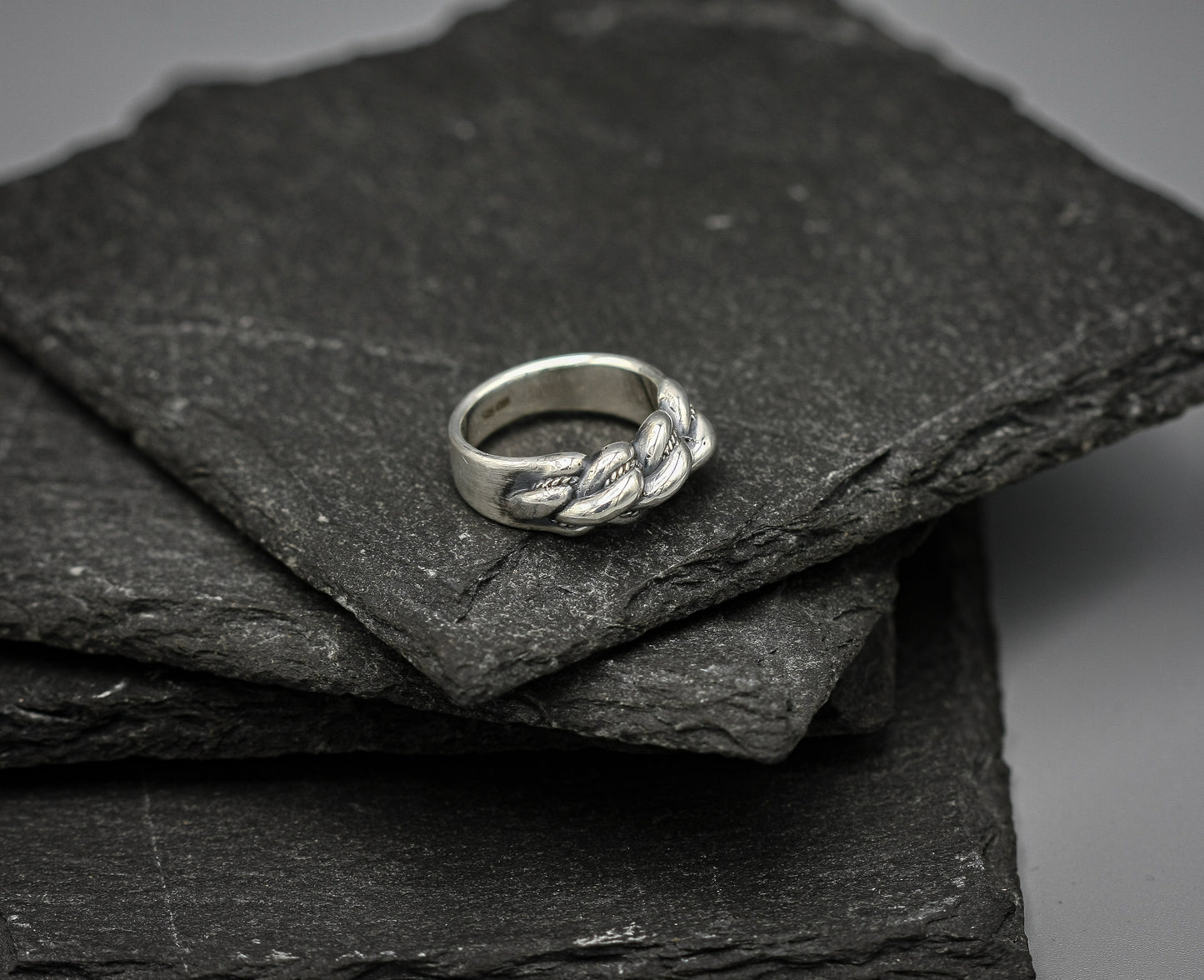 Twisted silver ring, Namejs band, unisex ring, Celtic ring