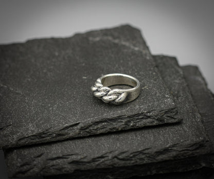 Twisted silver ring, Namejs band, unisex ring, Celtic ring