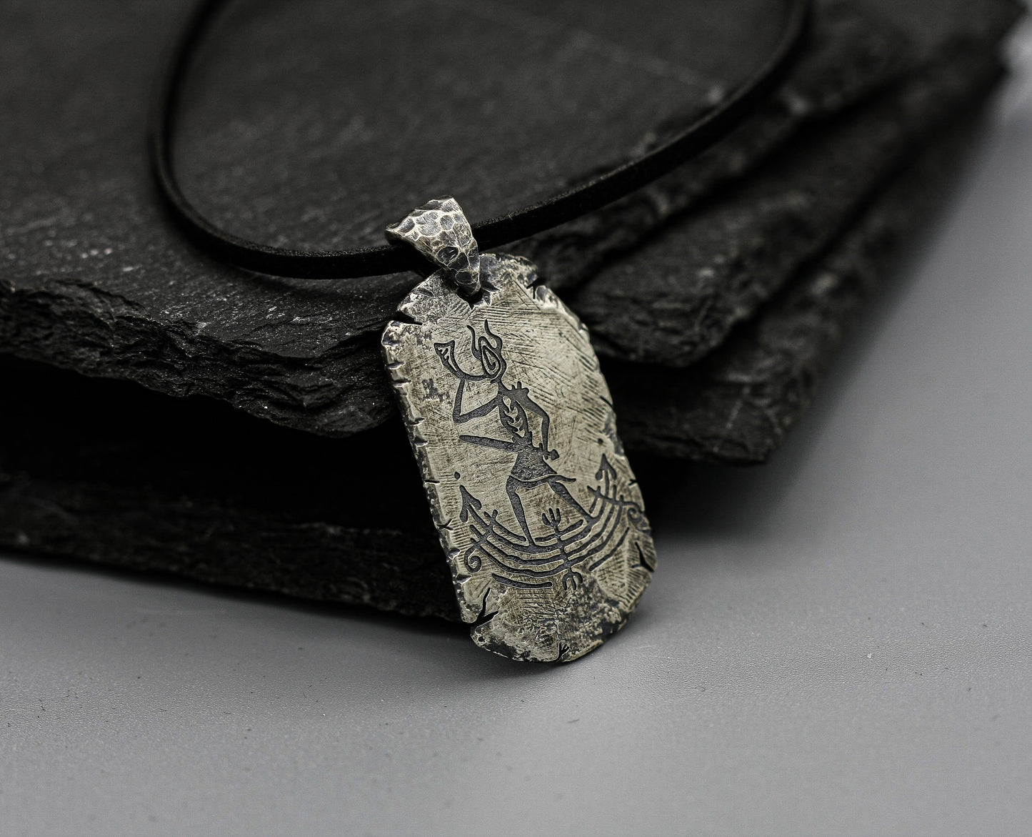 Viking ancient Silver necklace, dog tag pendant