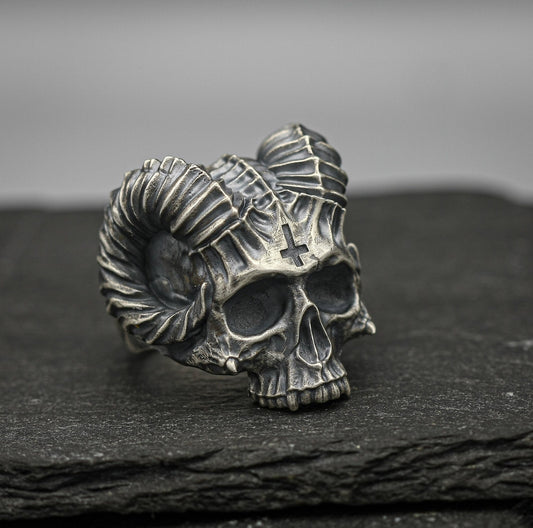 Silver Skull ring, Demon Horn brutalist band