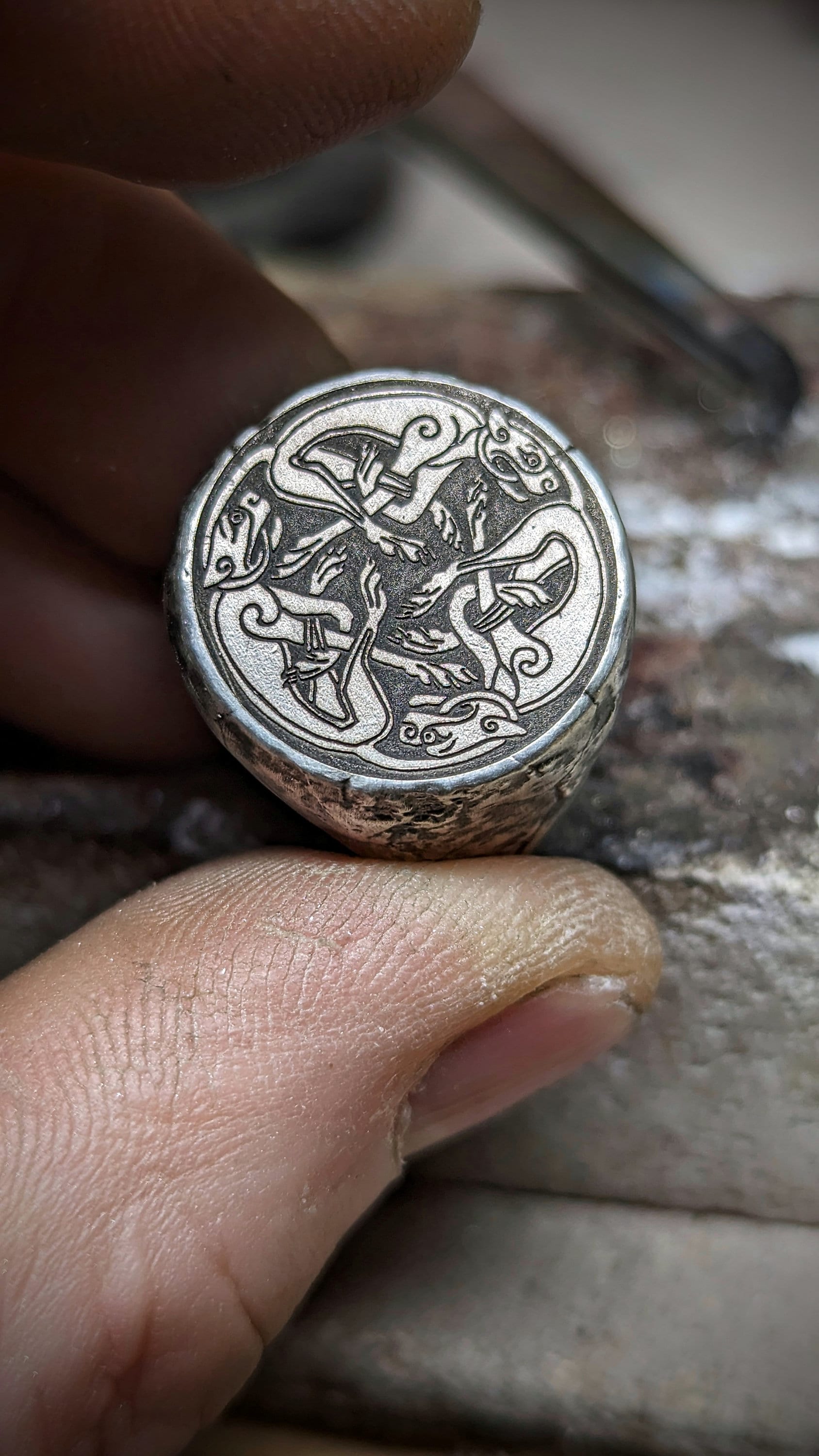 Silver signet ring with Celtic cats symbol engraving