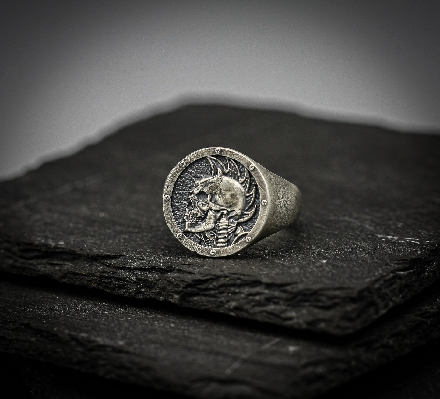 Punk Skull silver signet ring.