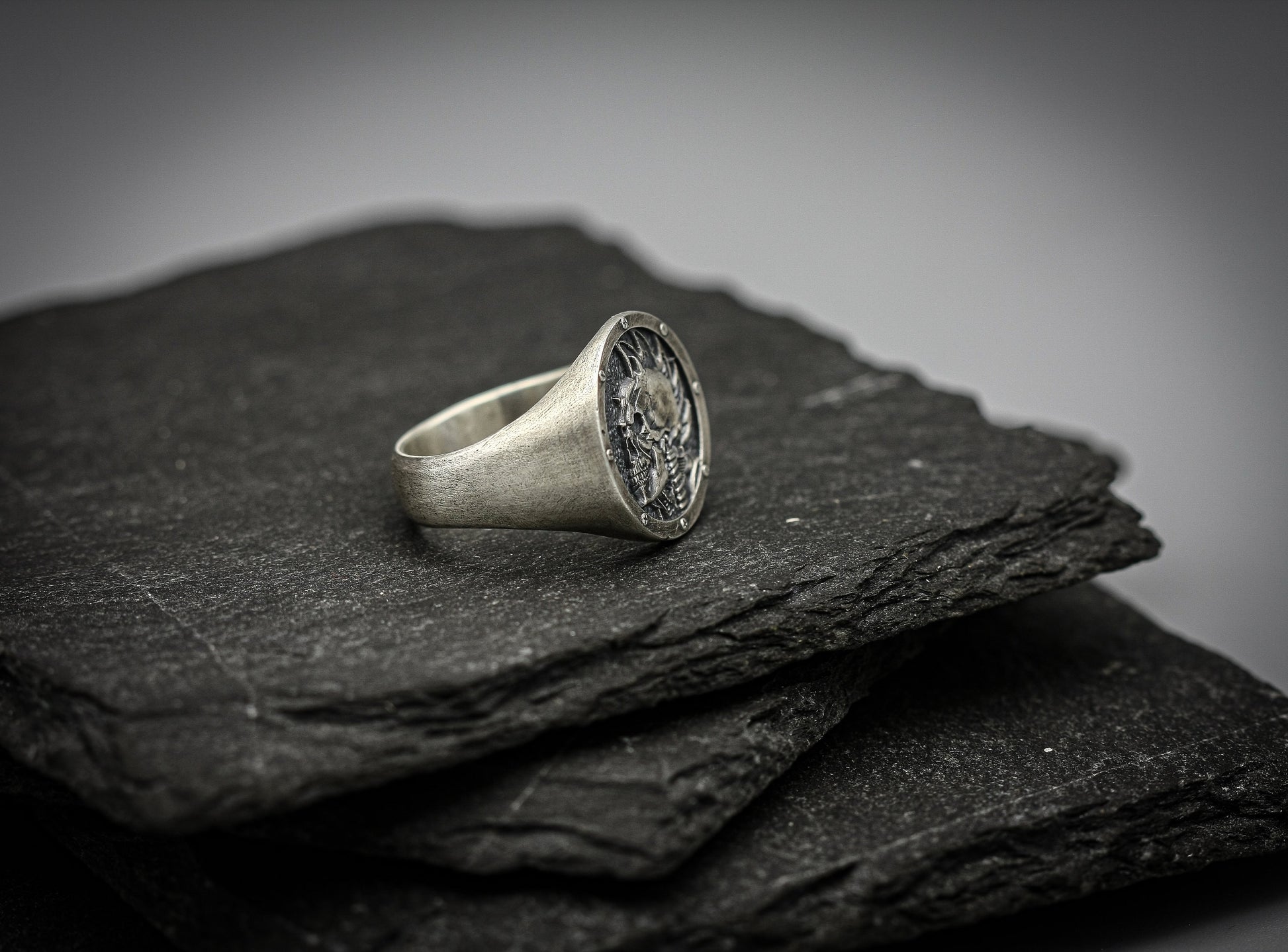 Punk Skull silver signet ring.