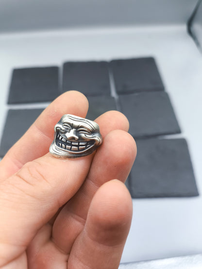 Sterling Silver Trollface Meme Ring – Funny Internet Culture Jewellery, Gamer Gift, Meme Lover Accessory